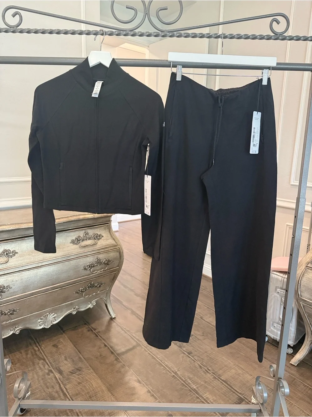 ALO Yoga Sway Mid-Rise On The Go Pant Black Wide-Leg Lounge Pants Small